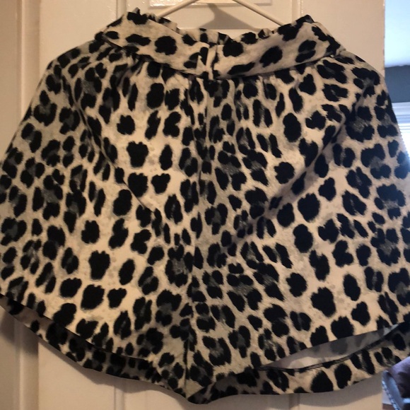 Zara high waist leopard shorts - Picture 4 of 4
